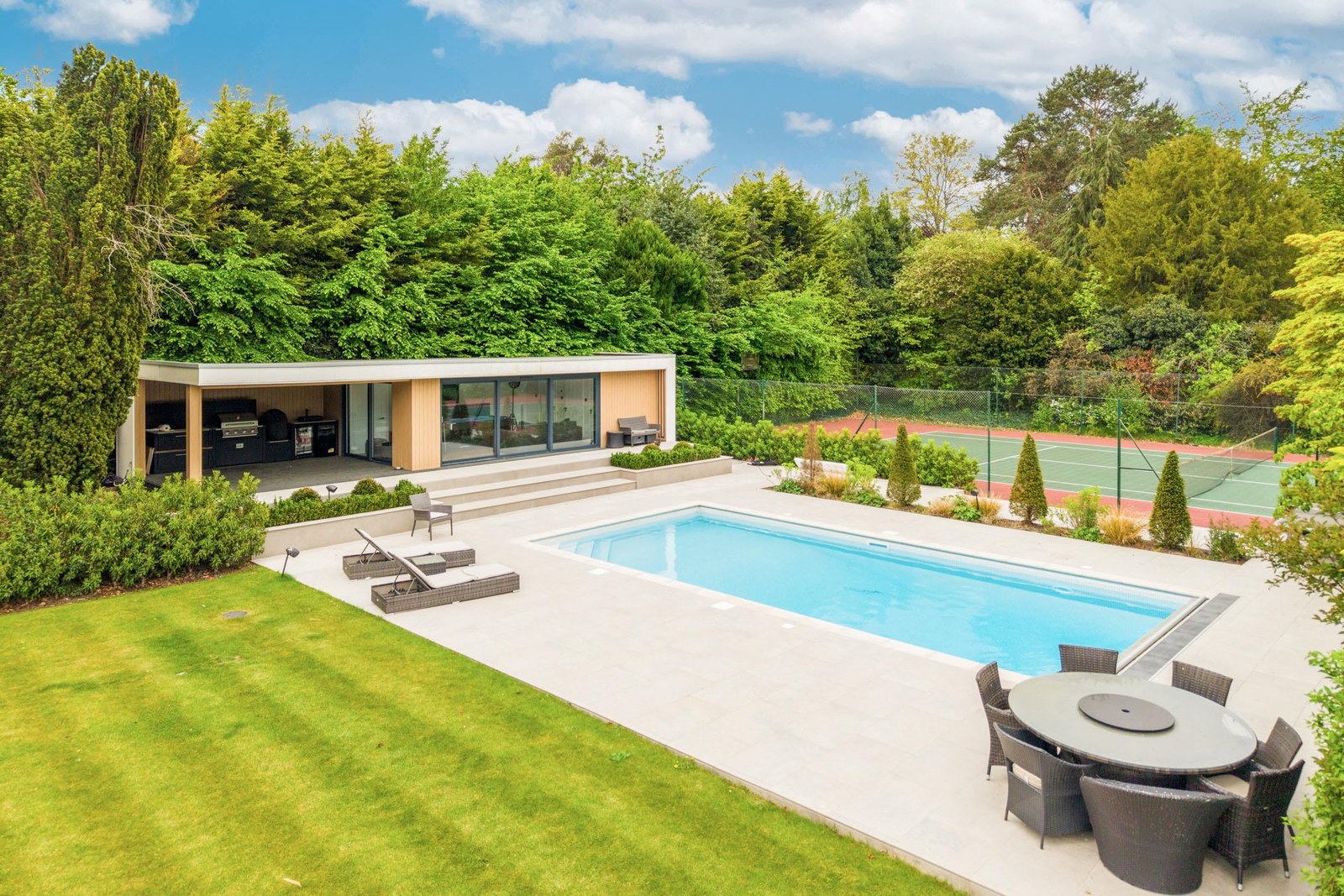 Woodland Rise — D Geal Contractors, Sevenoaks